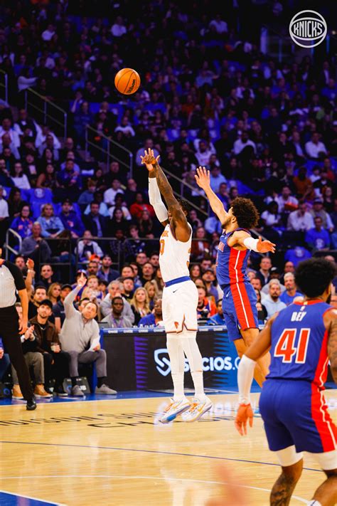 Knicks on the Court: October 21 vs. Pistons Photo Gallery | NBA.com