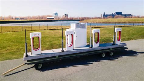 Tesla Shows How Prefabricated Supercharger Units Save…