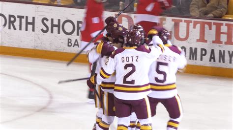 UMD men's hockey scores late goal to top Cornell - WDIO.com