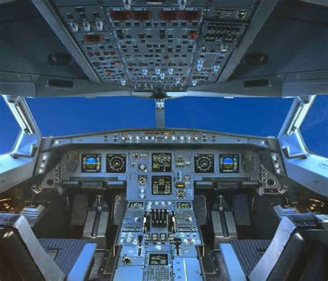 Cool Jet Airlines: Airbus A340 cockpit