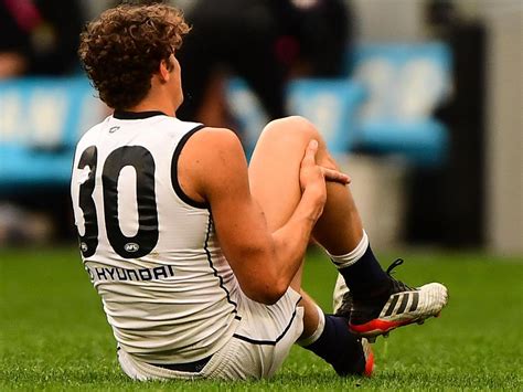 Carlton Blues forward Charlie Curnow suffers another knee injury ...