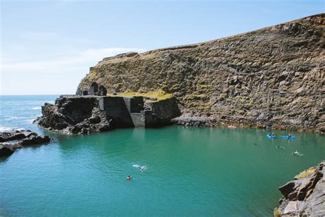 How To Visit The Blue Lagoon Abereiddy, Wales | Anywhere We Roam