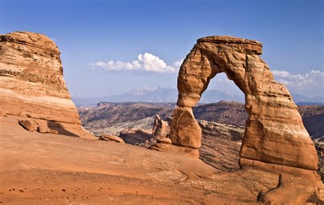 Delicate Arch, Arches National park, Utah, USA - AdventureWomen