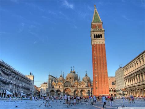 St. Mark’s Square – Venice (Italy) – World for Travel