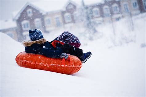 Snow tubing near Asheville NC – The 4 Best Places (2024)