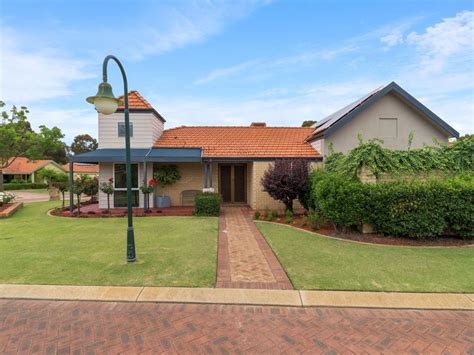 6 Rolls Court, Canning Vale WA 6155 | Sold: 30 Nov 2020