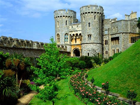 Britain's Top 10 Castles | Travel Channel