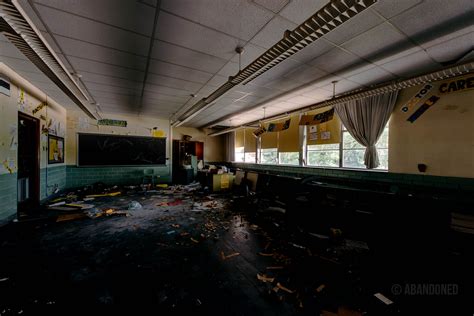 Lew Wallace High School - Abandoned