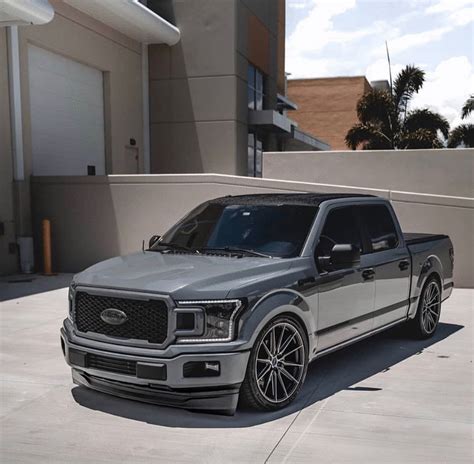 Lowered ford f 150 on 24 inch wheels won t leave the tarmac anytime soon – Artofit