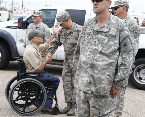 Gov Greg Abbott Wheelchair - Disability Rights Activists Seek Higher ...