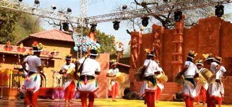 Lava: Vibrant Folk Dance of Lakshadweep | Folk dance, Lakshadweep ...