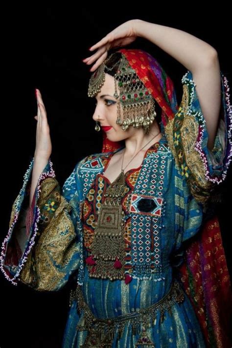 pashtun cultural dress | Afghan girl, Tribal belly dance costumes ...