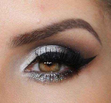 40+ Silver Eye Makeup Looks You Need to Try | Silver eye makeup, Eye makeup, Silver eyeshadow