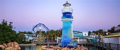 SeaWorld Orlando Prepares for a Christmas Celebration