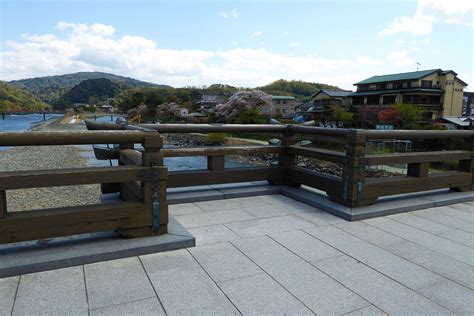 The most terrifying bridge over the Uji River and a pilgrimage to Hashi ...