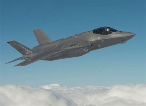 SNAFU!: "The Australian" Newspaper BODY SLAMS the F-35!