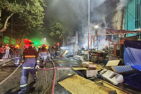 Incendio en cité en la comuna de Santiago afecta a ocho familias - La Tercera