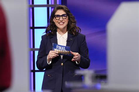 Jeopardy! host Mayim Bialik RIPS viewers for slamming her controversial show wardrobe & defends ...