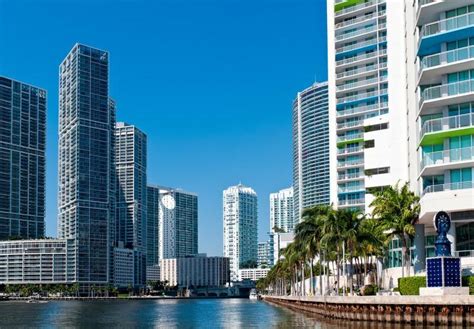 Cost of Living in Miami, FL: Complete Guide | Moving APT