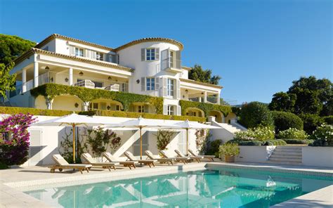 Elegance in the Cote d'Azur: Designer Oceanfront Villa - Art de Vivre - Luxury Designer Villa ...