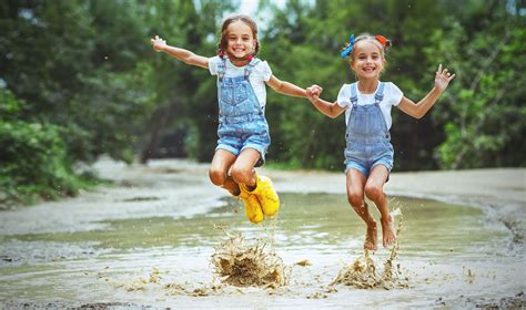 5 ways to get your child playing outdoors more often or become more active - Mud Puddles