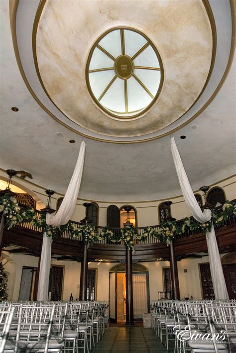 Hotel Baker Wedding - One of the oldest wedding venues in Illinois