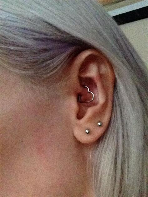 Daith Piercing information with precautions and prcocudures