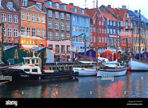 Nyhavn, Christmas Market, Copenhagen Stock Photo - Alamy