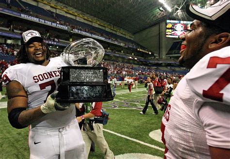 Local officials hope to bring Big 12 football championship to San Antonio