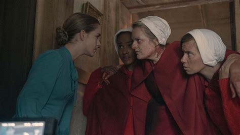 The Handmaid's Tale Season 4 Premiere Review: Finally, June Actually Gets Things Done | Glamour