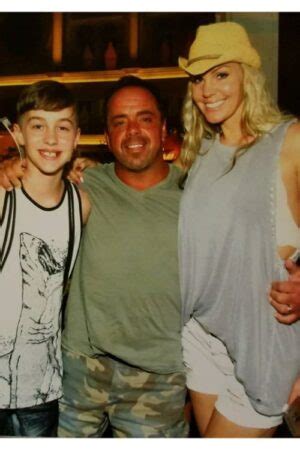 Nick Wayne Parents: Father Buddy Wayne And Mother Shayna