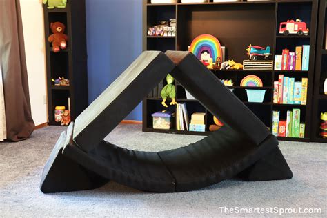 12 Nugget Couch Fort Ideas: Interesting & Adventurous Configurations