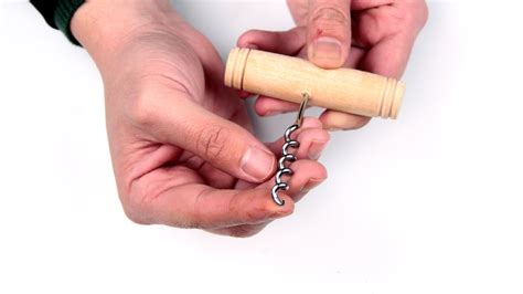 3 Ways to Use a Corkscrew - wikiHow