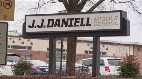 Student attacks another student at Marietta middle school, causing injuries | 11alive.com