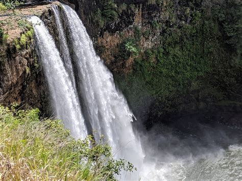 5 Kauai Waterfalls You Can't Miss on Your Hawaii Trip!