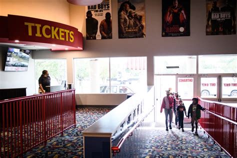 Movie theaters open in Fayetteville to elated customers