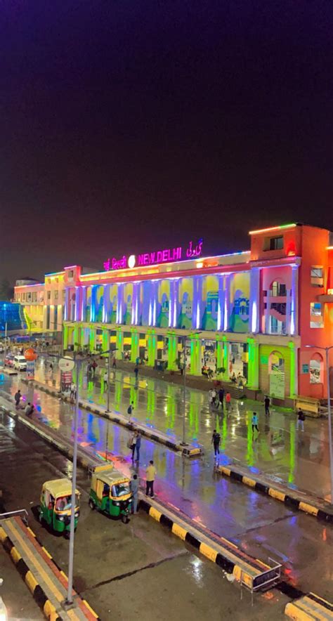 New Delhi Railway Station in all its glory! : r/delhi