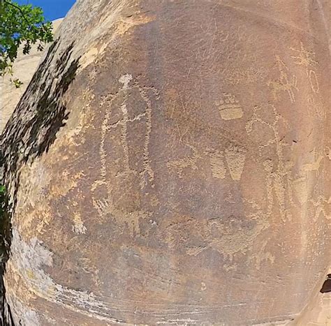 Pictographs vs Petroglyphs [Video] | Pictograph, Native american ...