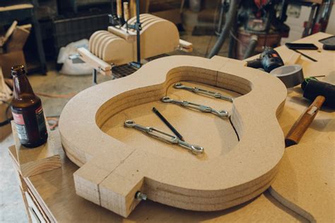 Building an Acoustic Guitar : 25 Steps (with Pictures) - Instructables