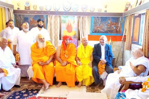 Nirmohi Akhara members plan to meet PM Modi this week - OrissaPOST