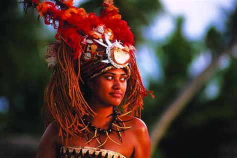 Traditional Wear | Samoan dance, South pacific, Photography