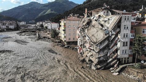 Northern Turkey 'disaster' floods death toll rises to 44, hundreds ...