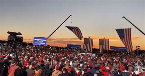 Massive Crowd Shows Up To Trump's Pennsylvania Rally