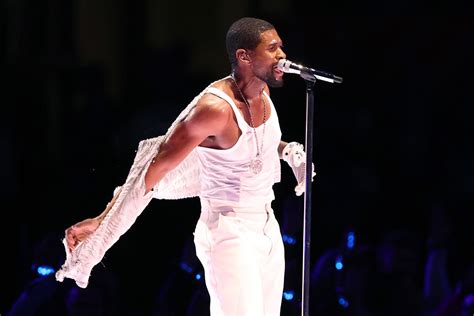 Usher Made History With His Super Bowl Halftime Show Performance