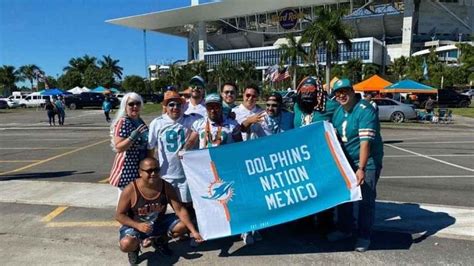 How the undefeated 1972 Miami Dolphins inspire toasts and boasts across ...