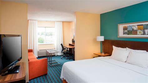 Hotels in Greeley CO | Fairfield Inn & Suites Greeley