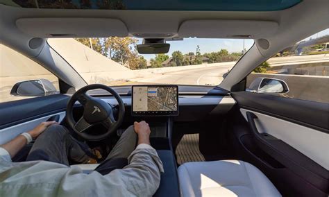 Self Driving Car Tesla