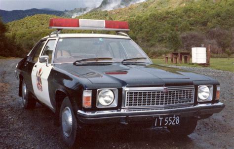 New Zealand Traffic Police patrol car, late 1970s [166x1020] : r/policeporn