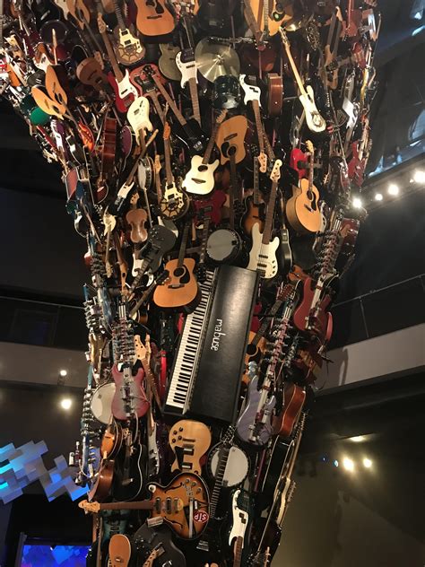 Giant guitar/instrument sculpture. : r/mildlyinteresting