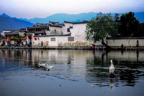 The Beauty Of Ancient Architecture In Hongcun Anhui Picture And HD Photos | Free Download On Lovepik